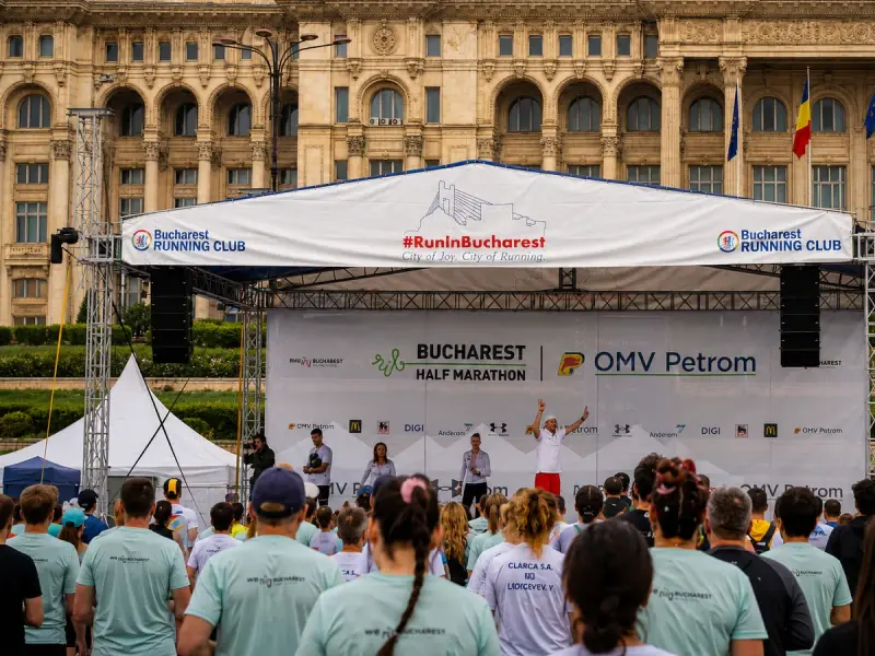 Alergători la Semimaratonul București